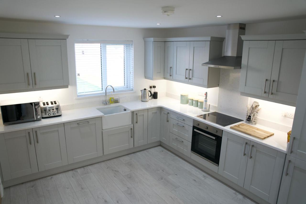 Modern 3 Bedroom Coastal Home Newry Extérieur photo