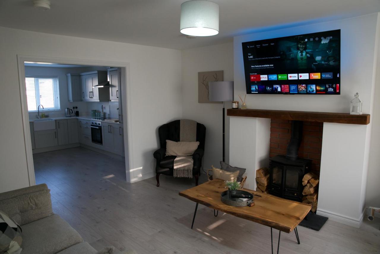 Modern 3 Bedroom Coastal Home Newry Extérieur photo